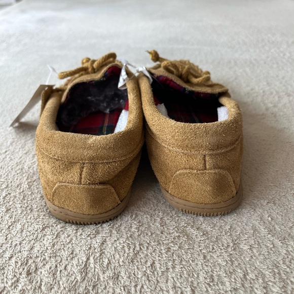 NWT Genuine Suede Moccasin Slippers 7 - Picture 6 of 14